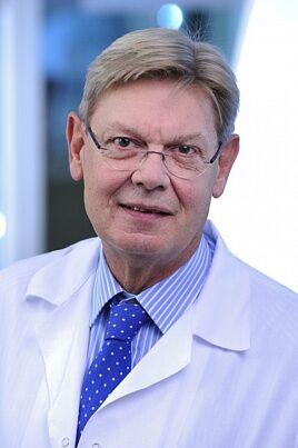 Doctor Dermatologist-acologist Gerhard